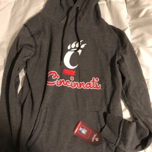 Never worn university of Cincinnati sweatshirt